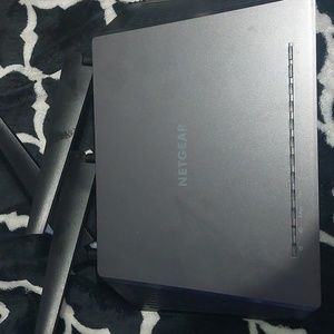 Netgear‎ Nighthawk AC1900 Smart WiFi router model R7000